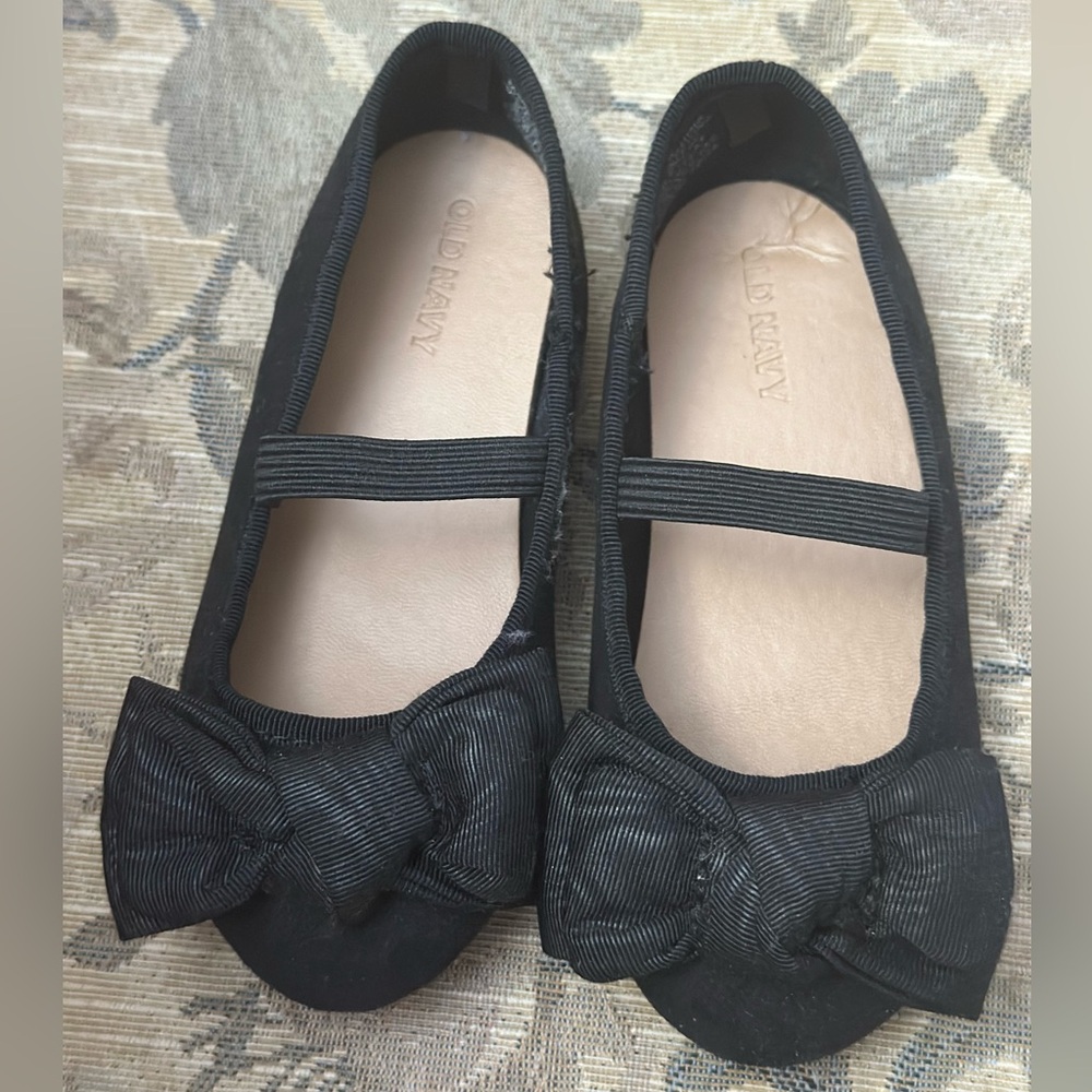Black Velvet Bow Flats